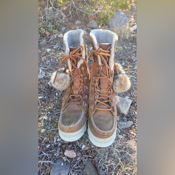 Manitobah Snow Boots Size 7 Women’s - Picture 1 of 6